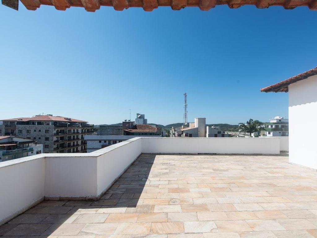 Excelente Cobertura Duplex A 2 Quadras Da Praia Do Forte Com 4 Quartos Кабу-Фриу Экстерьер фото